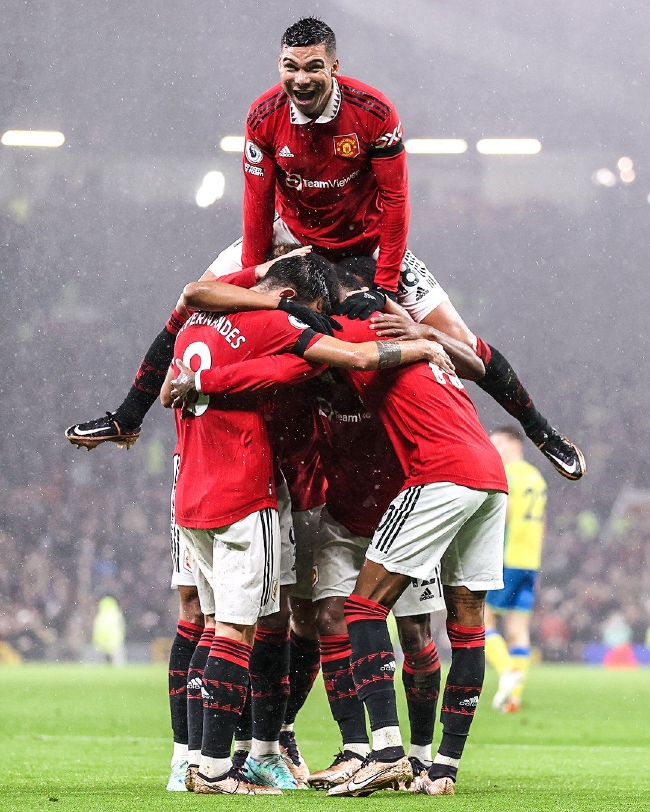 泰山队在比 泰山队在比